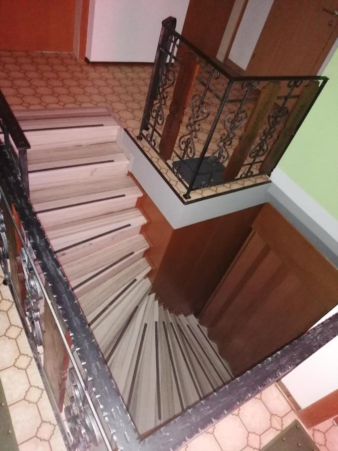 Haus Anneliese Apartment เกริบมิง ภายนอก รูปภาพ
