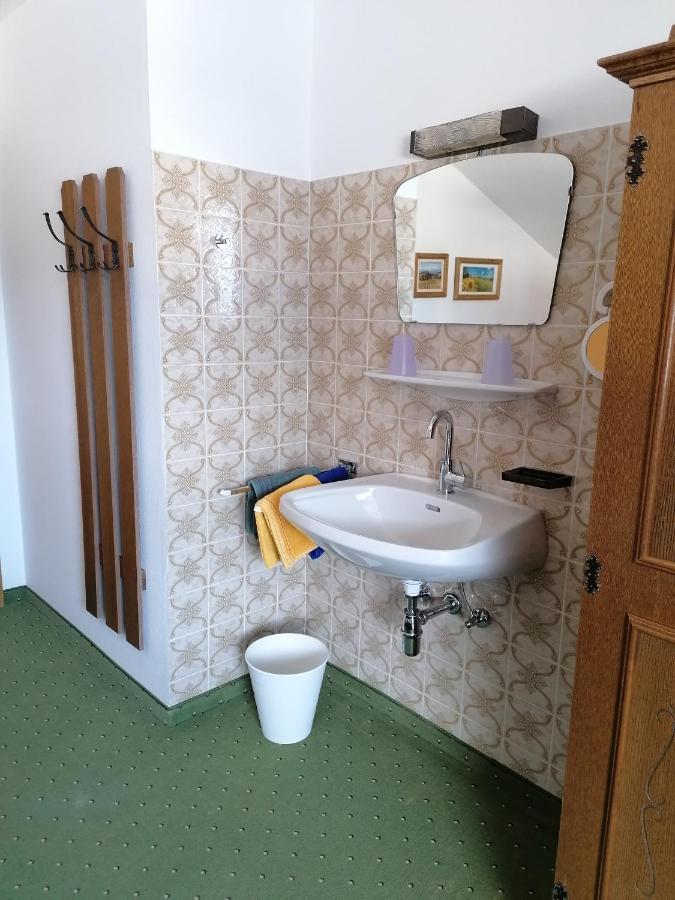 Haus Anneliese Apartment เกริบมิง ภายนอก รูปภาพ